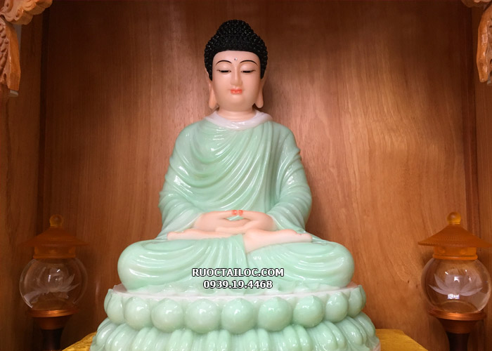 Tượng Phật Thích Ca Mâu Ni màu xanh ngọc đẹp nhất