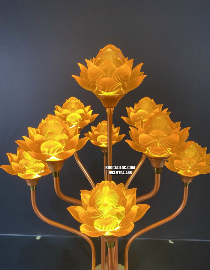 đèn thờ cúng Phật đẹp thủy lưu ly nhiều bông
