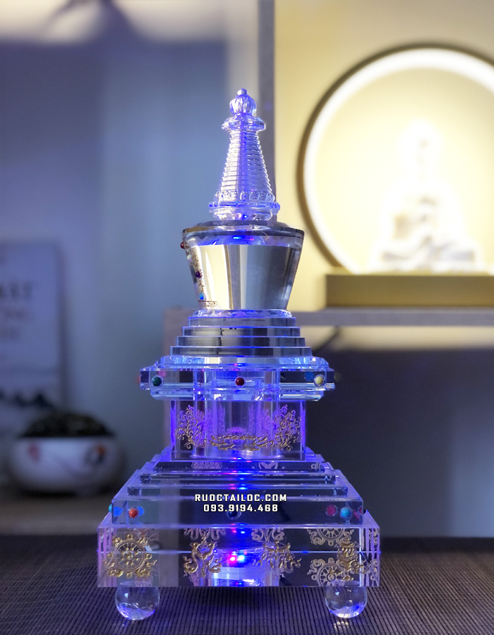 tháp xá lợi pha lê đẹp thờ Phật có đổi màu