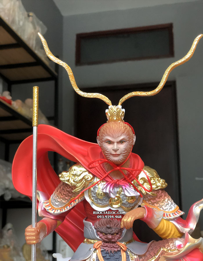 tượng tề thiên đại thánh tôn ngộ không bằng đá vẽ gấm