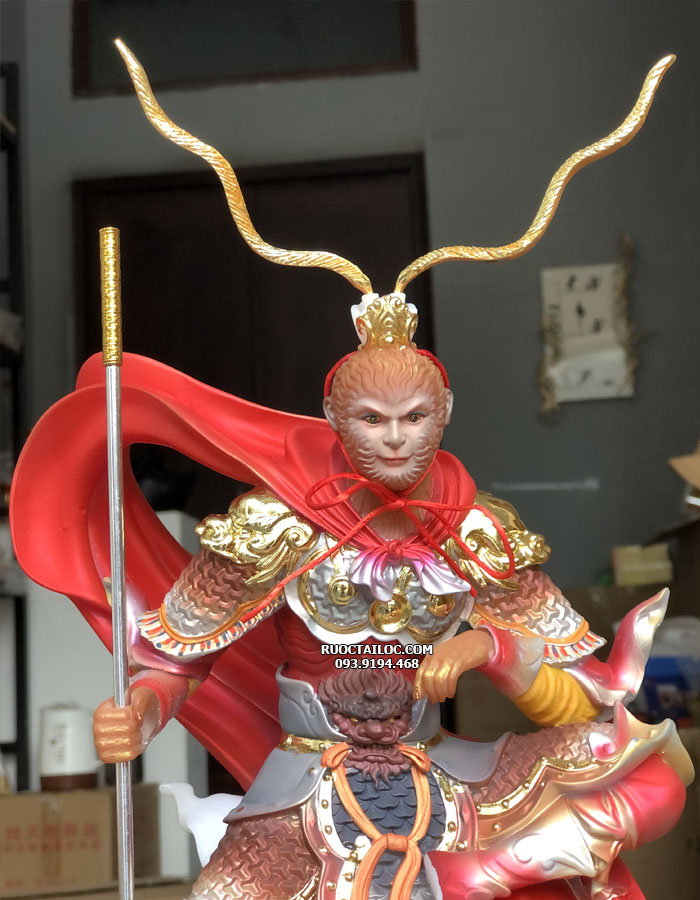 tượng tề thiên đại thánh tôn ngộ không bằng đá vẽ gấm