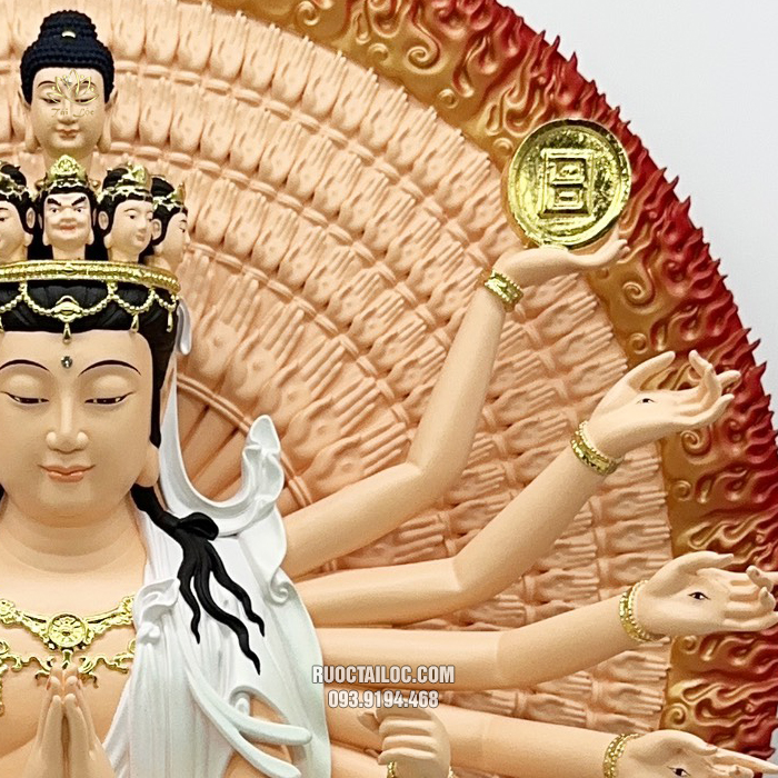 tượng Thiên Thủ Thiên Nhãn bằng poly vẽ gấm đẹp