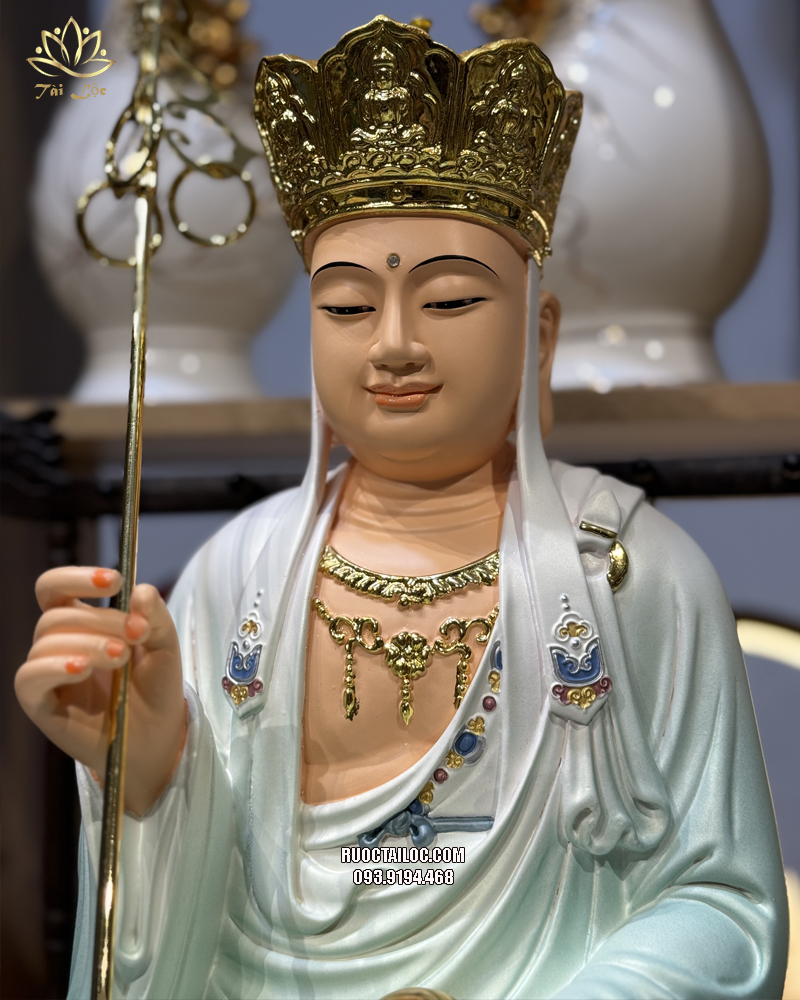 Tượng Địa Tạng Vương Bồ Tát áo xanh ngồi đài sen vàng bằng composite