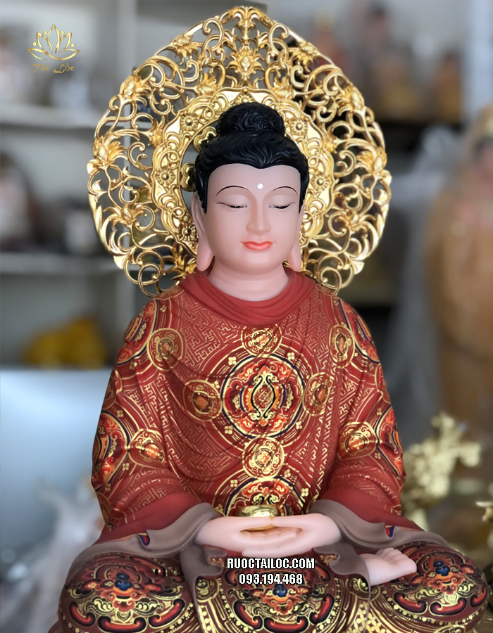 Tượng Phật Thích Ca áo gấm đỏ hào quang vàng 
