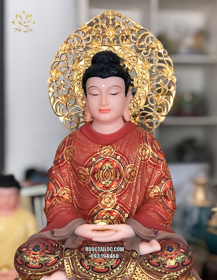 Tượng Phật Thích Ca áo gấm đỏ hào quang vàng 