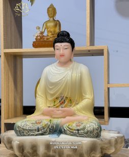 tượng Bổn Sư Thích Ca đá vàng phủ bóng đẹp tại HCM