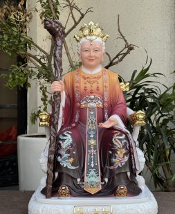 Tượng Lê Sơn Thánh Mẫu bằng bột đá vẽ gấm