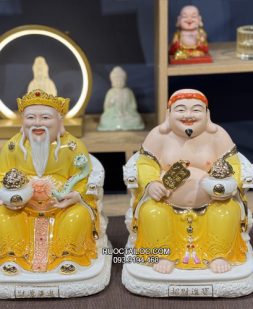 Tượng Ông Địa Thần Tài Đế Vuông Gấm Vàng Sứ Cao Cấp