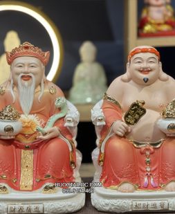 Tượng Ông Địa Thần Tài Y Áo Đỏ Đế Vuông bằng sứ cao cấp