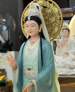 Tượng Quan Âm đứng tòa sen hồng bằng bột đá vẽ gấm cao cấp
