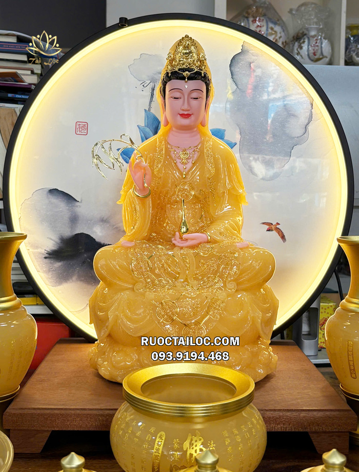 Tượng Quan Âm Bồ Tát áo rũ viền vàng bằng bột đá thạch anh