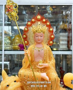 Tượng Địa Tạng Vương Bồ Tát cưỡi đế thính bằng bột đá thạch anh