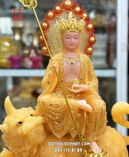 Tượng Địa Tạng Vương Bồ Tát cưỡi đế thính bằng bột đá thạch anh