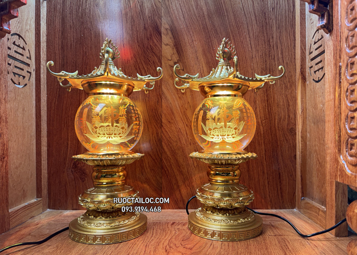 Đèn thờ pha lê mái chùa bằng