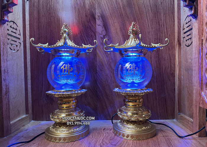 Đèn thờ pha lê mái chùa bằng