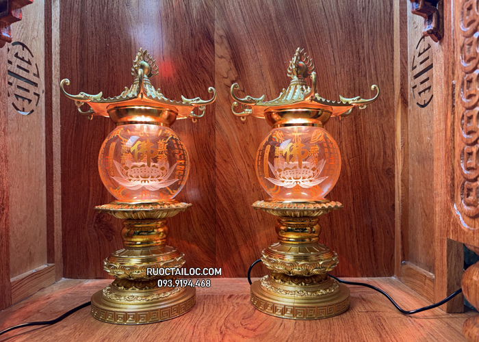 Đèn thờ pha lê mái chùa bằng