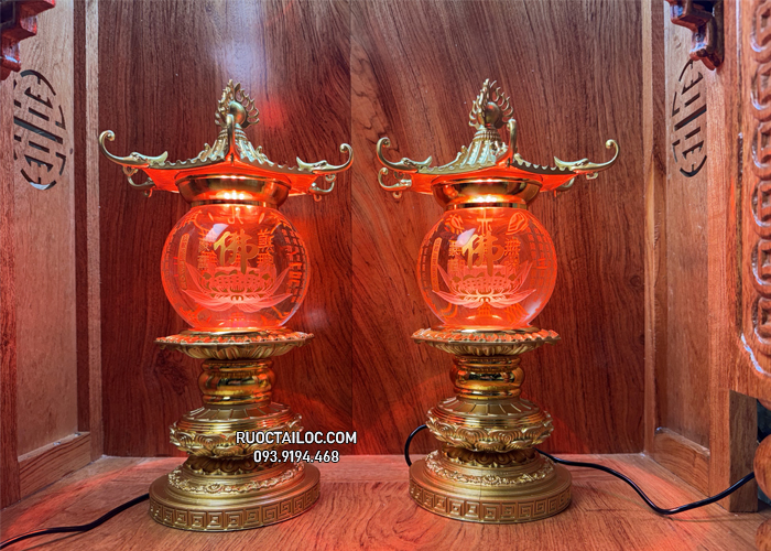 Đèn thờ pha lê mái chùa bằng