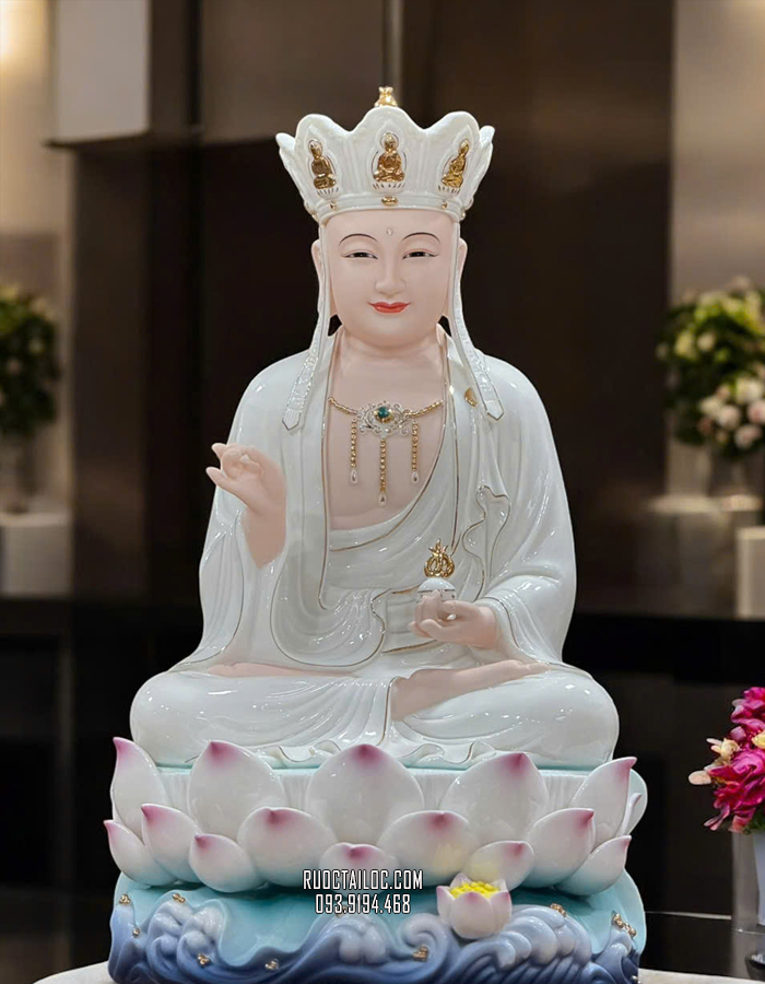 tôn tượng Địa Tạng Vương Bồ Tát bằng sứ trắng hoa sen