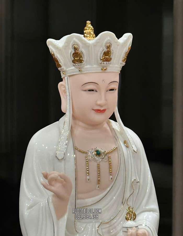tôn tượng Địa Tạng Vương Bồ Tát bằng sứ trắng hoa sen