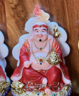 Tượng Ông Địa Thần Tài Đá Đỏ vân phong vẽ gấm đẹp