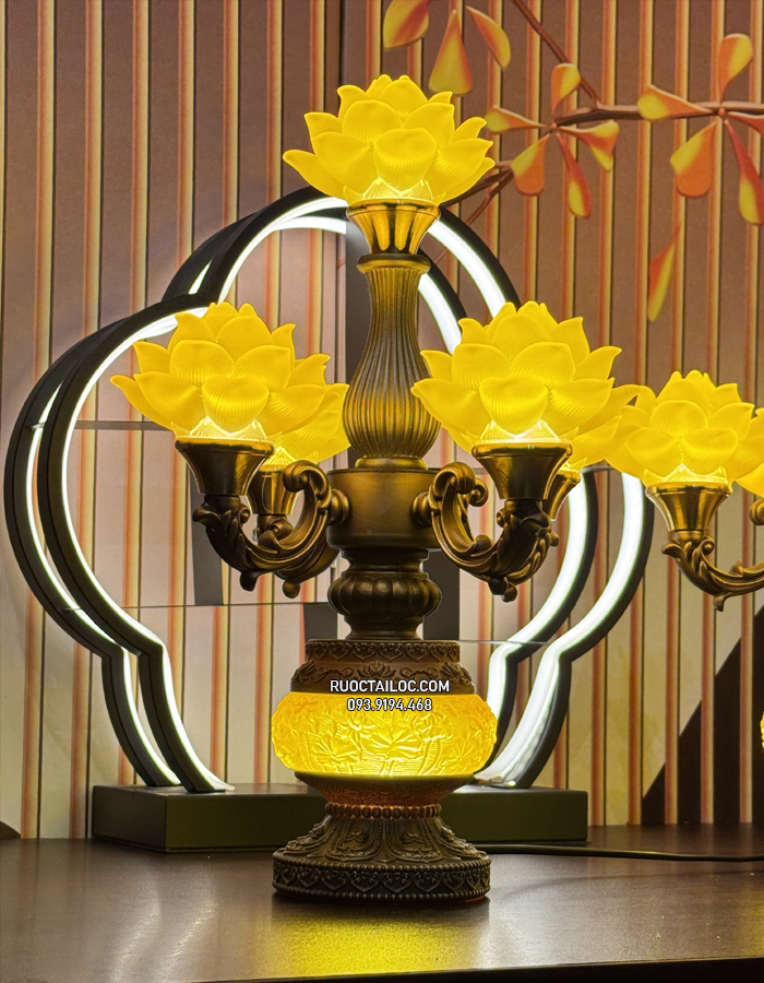 đèn thờ cúng Phật 5 bông vàng thân cổ đẹp