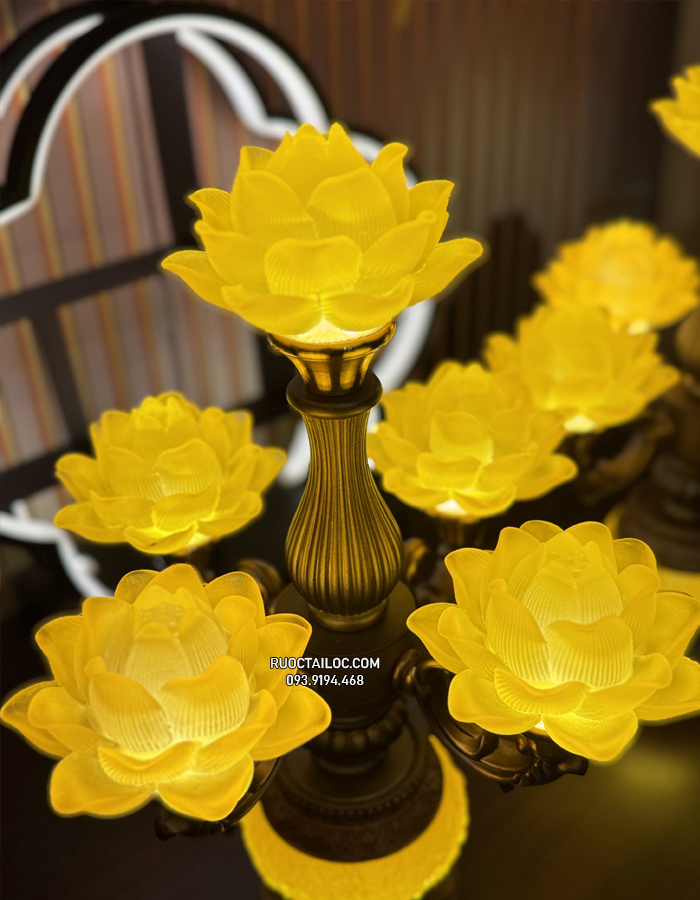đèn thờ cúng Phật 5 bông vàng thân cổ đẹp