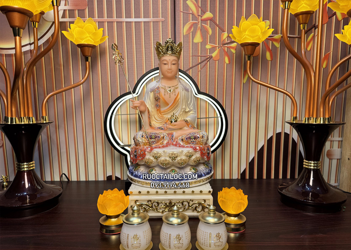 tượng địa tạng bồ tát bằng bột đá vẽ gấm phủ bóng hoa văn đẹp