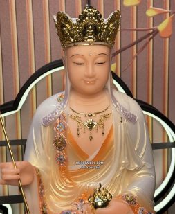 tượng địa tạng bồ tát bằng bột đá vẽ gấm phủ bóng hoa văn đẹp