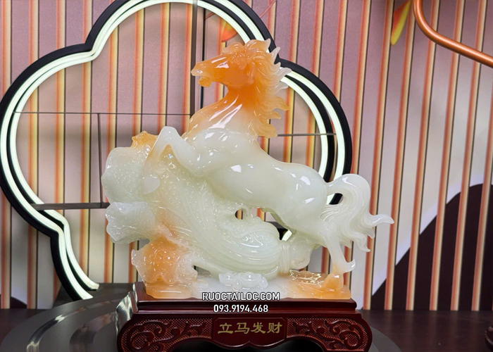 tượng ngựa lập mã bách tài phong thủy tài lộc hút vận