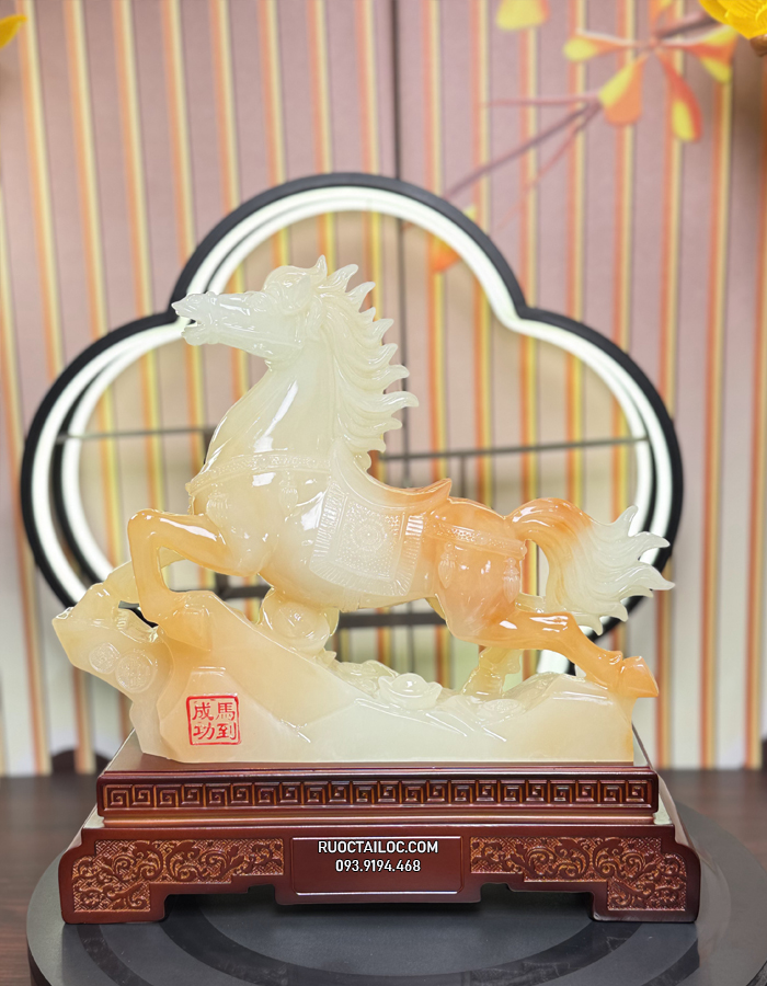 tượng ngựa phong thủy mã đáo quan vinh