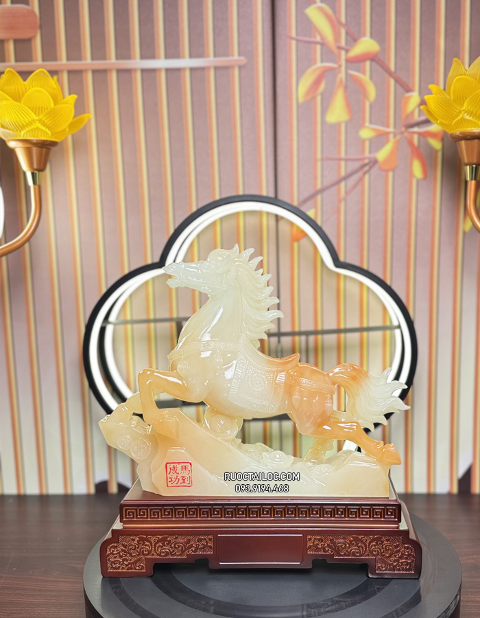 tượng ngựa phong thủy mã đáo quan vinh