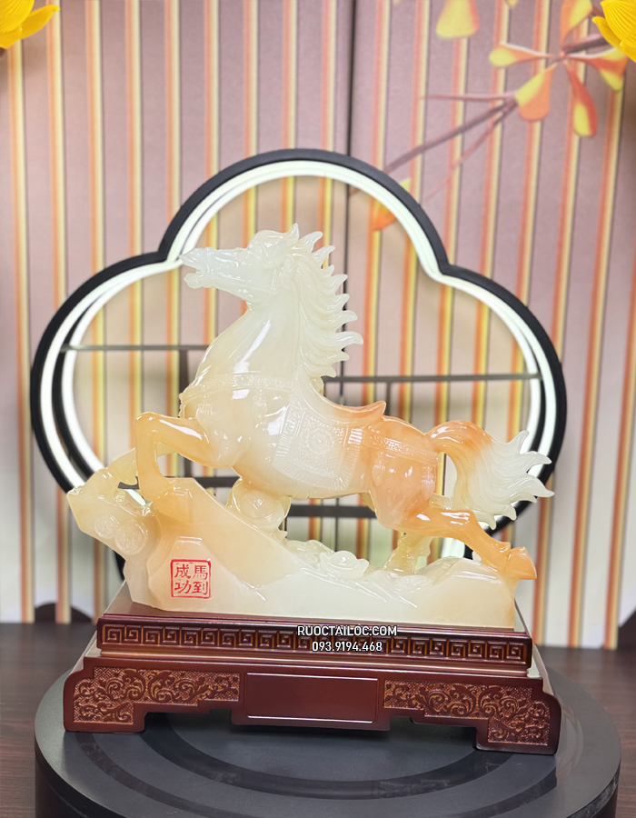 tượng ngựa phong thủy mã đáo quan vinh