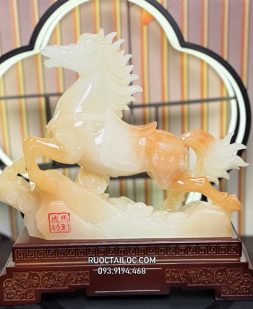 tượng ngựa phong thủy mã đáo quan vinh