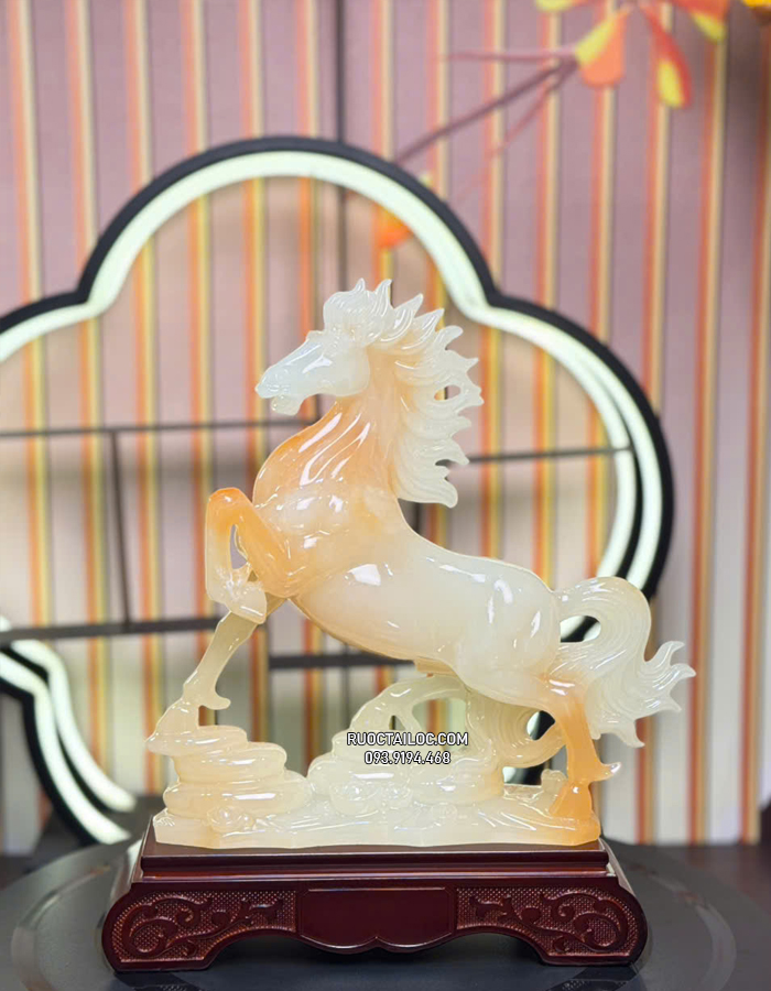 tượng ngựa kim mã đạp vân đẹp nhiều size