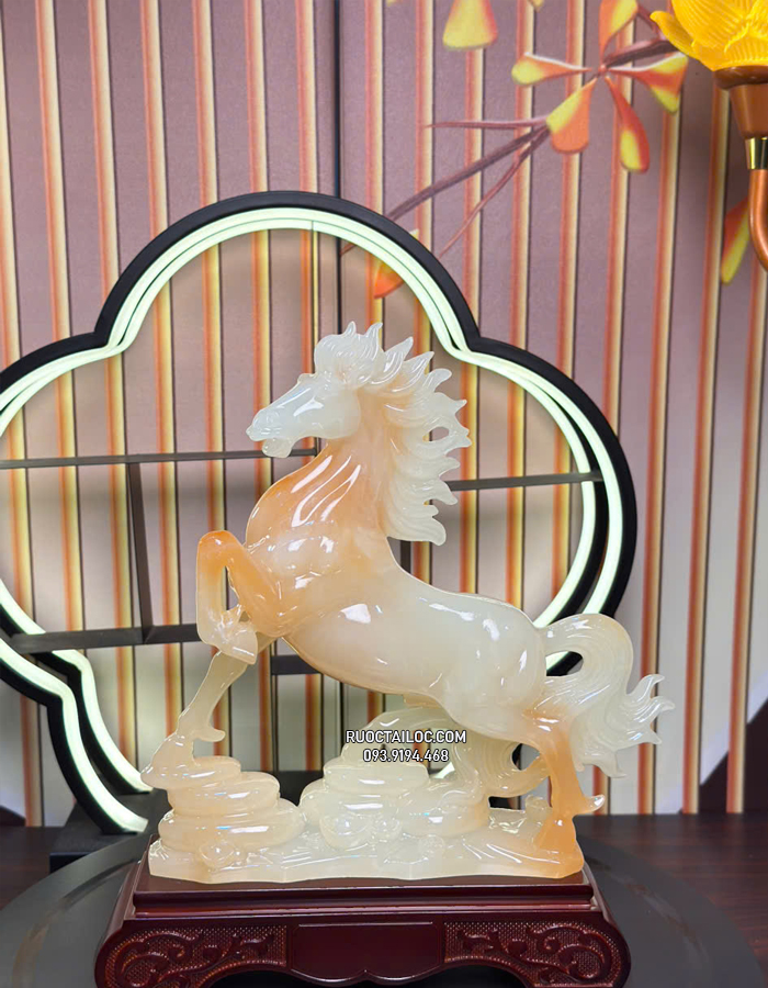 tượng ngựa kim mã đạp vân đẹp nhiều size
