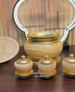 Trọn bộ đồ thờ cúng bằng đá vàng ngọc đẹp