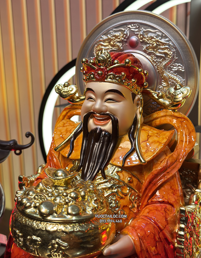 tượng thần tiền bột đá cẩm thạch đỏ có hào quang đẹp