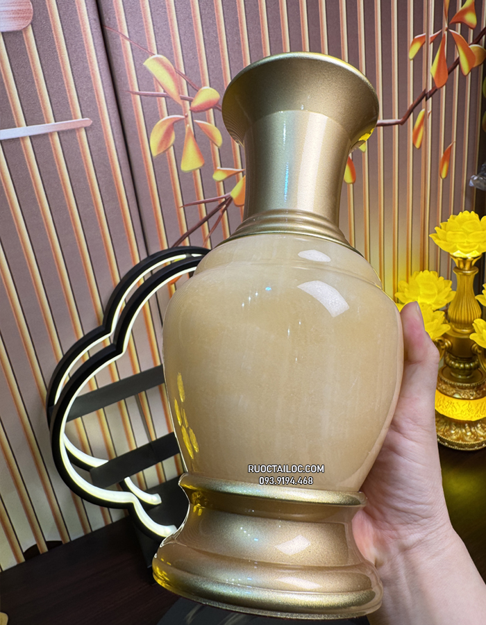 bình bông thờ cúng bằng đá tự nhiên vàng ngọc đẹp