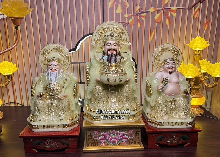 Tượng Ông Địa Thần Tài bằng bột đá xanh thạch ngọc có hào quang dát vàng đẹp