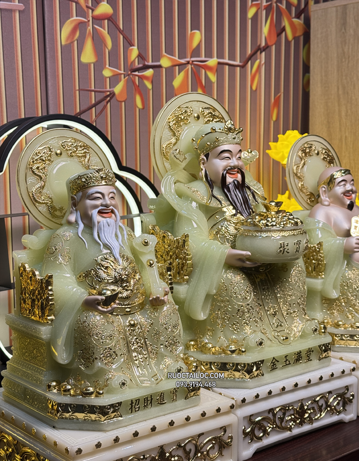 Tượng Ông Địa Thần Tài bằng bột đá xanh thạch ngọc có hào quang dát vàng đẹp