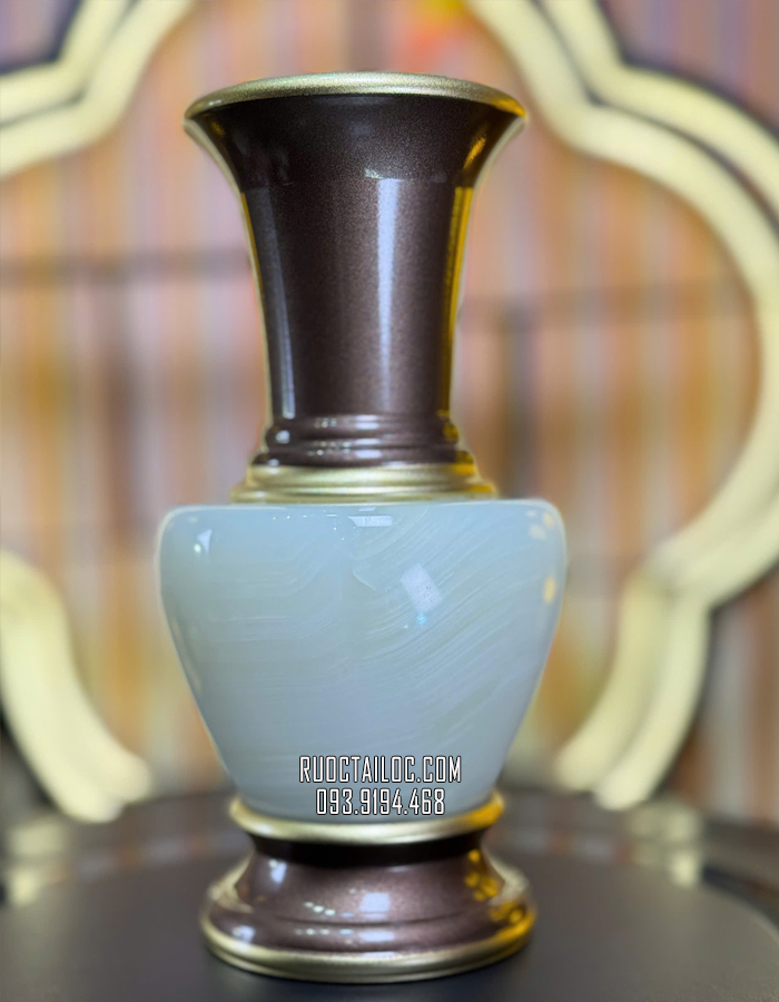 bình bông trang trí bàn thờ Phật bằng đá tự nhiên trắng xanh đẹp