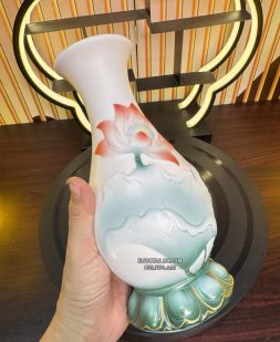 bình bông sứ hoa sen xanh đẹp