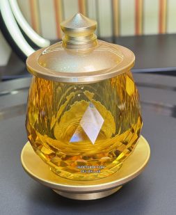 chum có nắp lưu ly vàng ngọc đẹp