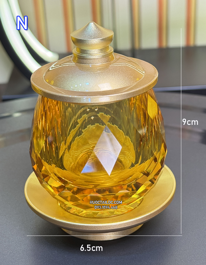 chum có nắp lưu ly vàng ngọc đẹp