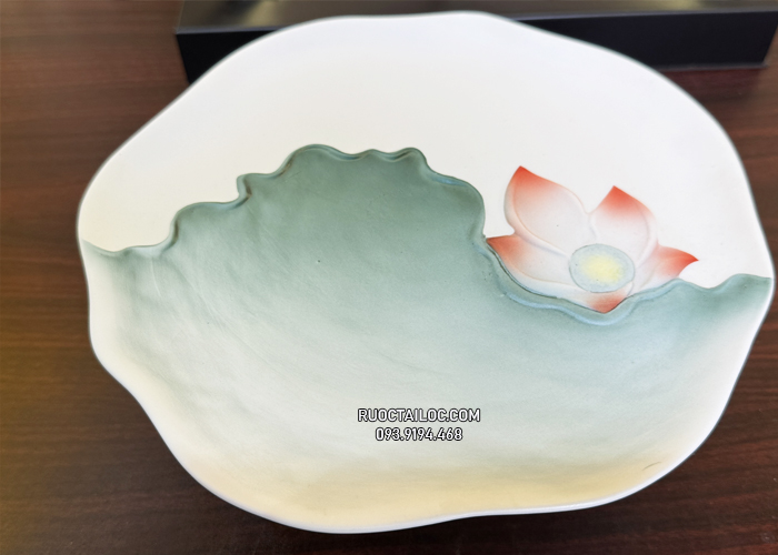 Dĩa trái cây thờ cúng sứ trắng họa tiết sen xanh đẹp