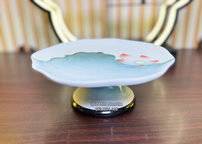 Dĩa trái cây thờ cúng sứ trắng họa tiết sen xanh đẹp