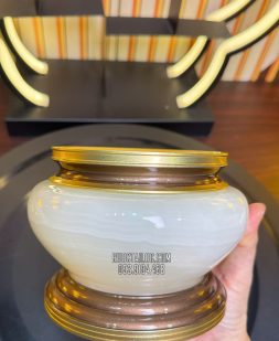 lư hương thờ cúng bằng đá tự nhiên trắng xanh đẹp