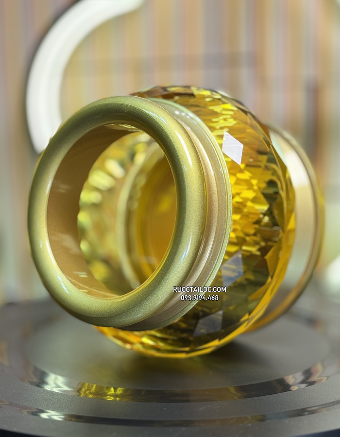 lư hương thờ cúng bằng lưu vàng ngọc đẹp