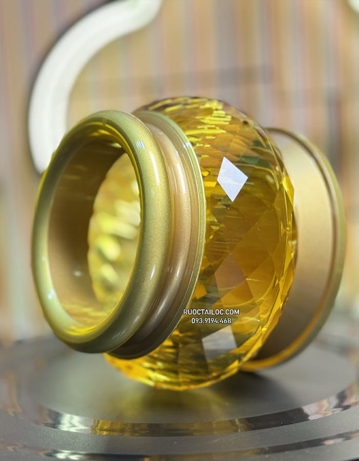 lư hương thờ cúng bằng lưu vàng ngọc đẹp