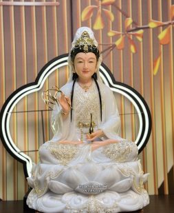 Tượng Quan Âm Bồ Tát Trắng Dát vàng đẹp